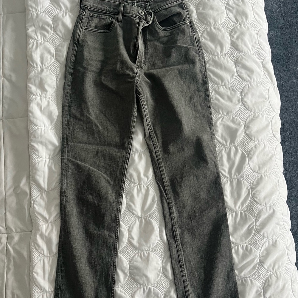 Abercrombie & Fitch Ultra High Rise Ankle Straight, 26/2L